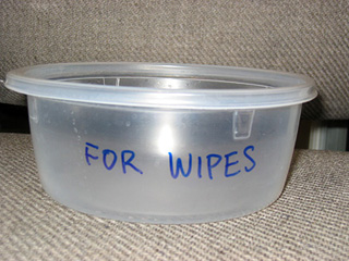 water bowl for wipes
