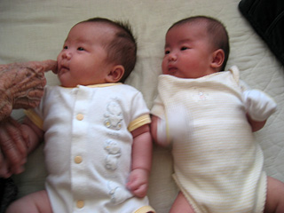 miranda and eleanor looking at their great grandmother