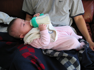 miranda holding her own bottle