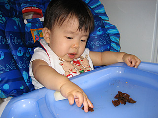 miranda eating prunes miranda eating prunes