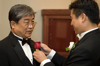 pinning the boutonniere