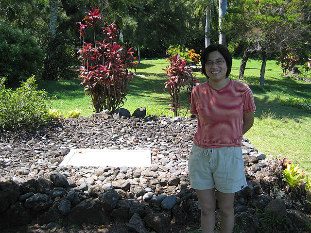 agnes at the final resting place of charles lindbergh